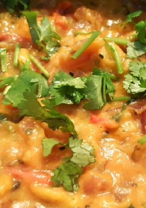 A picture of Mashed potato curry.