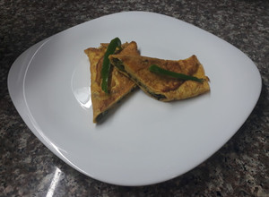 Una foto de Omelette con morrón verde