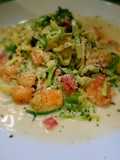 Chicken Alfredo Zoodles/ Zuchinni Noodles (Keto friendly)