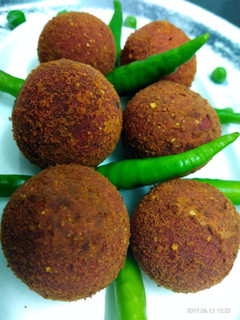 A picture of Beetroot bombs.