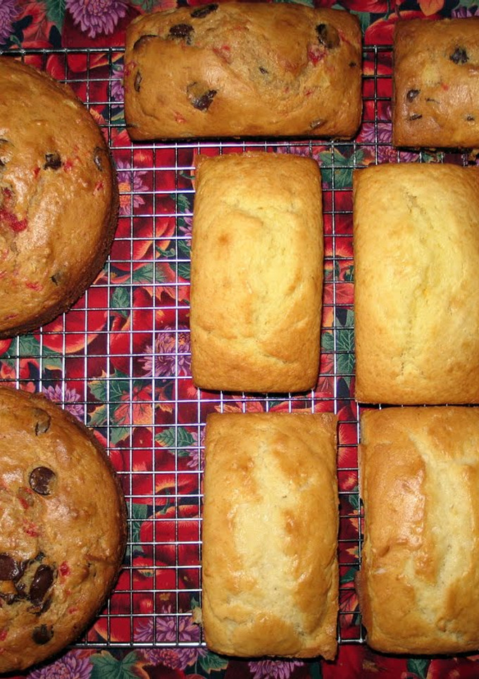 A picture of Banana NUT BREAD*.