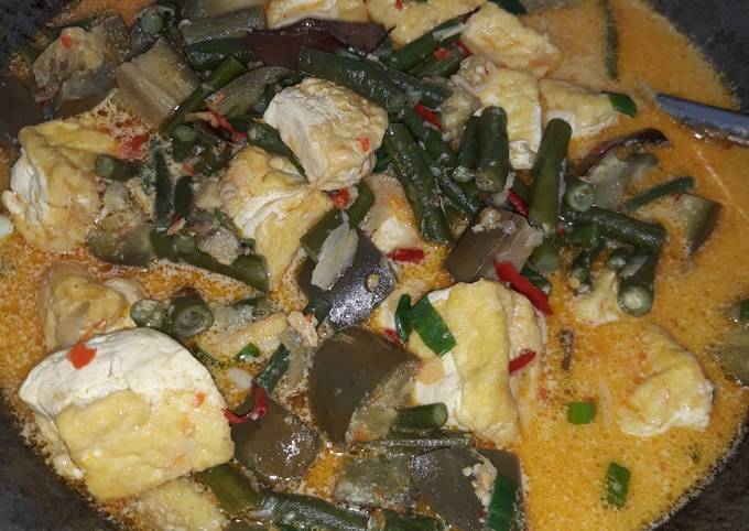 Resep Sayur lodeh santan (tahu, kacang panjang, terong) Anti Gagal