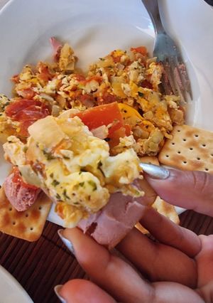 Una foto de Bocaditos con paté y verduras