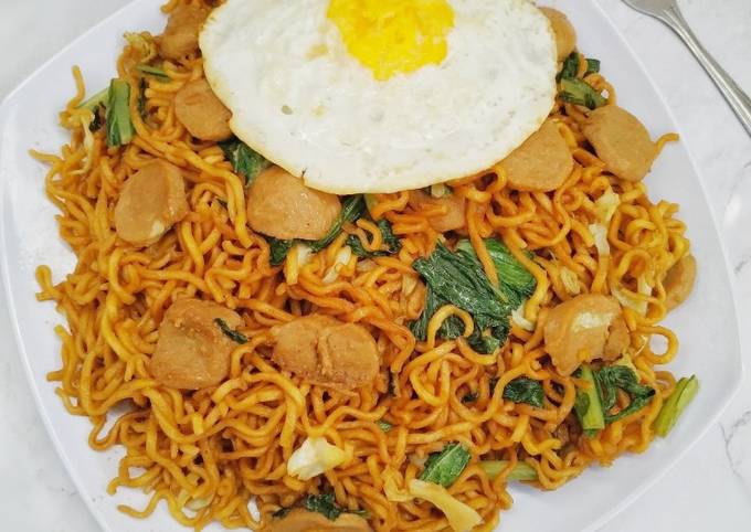 Mie Goreng Bakso Pedas