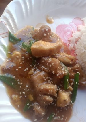 A picture of Mongolian beef.
