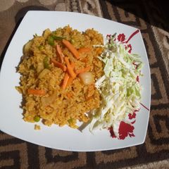 A picture of Turmeric fried rice.
