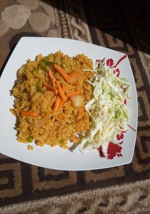 A picture of Turmeric fried rice.
