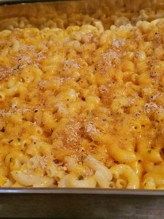 A picture of Baked Mac & Cheese.