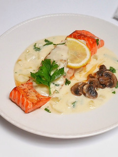 Foto resep Salmon With Lemon Flavour Creamy Sauce
