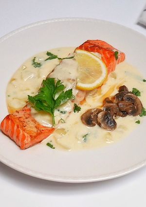 Foto resep Salmon With Lemon Flavour Creamy Sauce