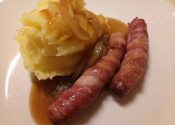 How to Recipe Delicious Pigs in blankets mash and onion gravy