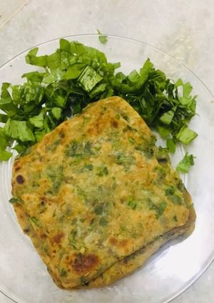 A picture of Winter parathas Palak paratha.