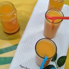 A picture of Ginger/mango drink.