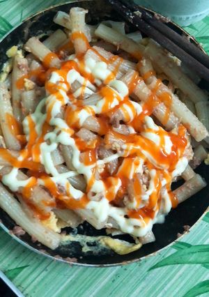Hình của món Nui chiên trứng pate rau củ.