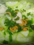 Canh bí nấu giò sống tôm khô