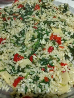 Una foto de Arroz integral salteado con verduras