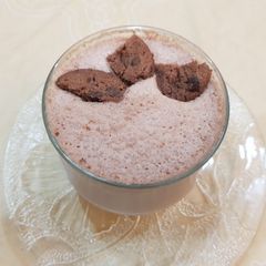 A picture of Chocolate chip milk shake.