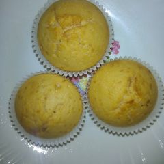 A picture of Orange cupcakes.
