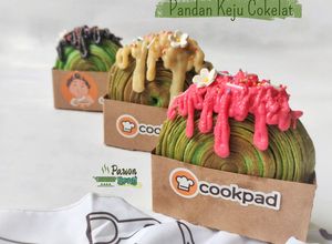 Foto resep Cromboloni Goreng Pandan Keju Cokelat