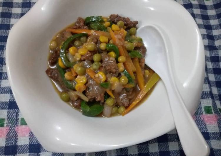 Steps to Prepare Super Quick Homemade Sweet-spicy beef sauce