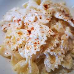 Foto di Farfalle ai quattro formaggi e paprika dolce