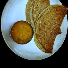 A picture of Quinoa Greengram Dosa.