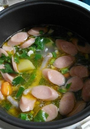 Foto resep SOP ceker sosis magiccom