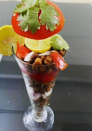 A picture of Chana chaat.