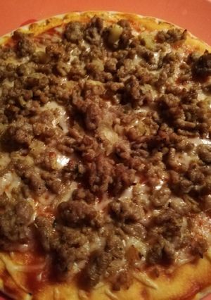 Una foto de Pizza de Carne