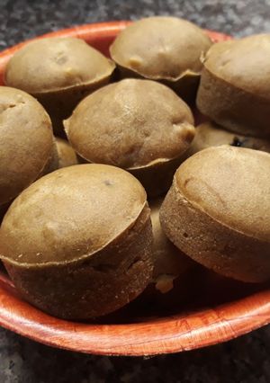 Una foto de Muffins de café y nueces