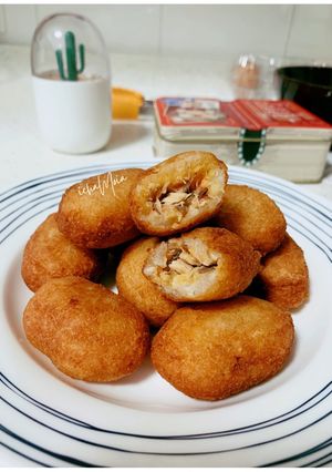 Foto resep Bola Singkong isi Makarel Pedas