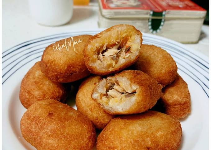 Ternyata begini lho! Resep memasak Bola Singkong isi Makarel Pedas yang gurih