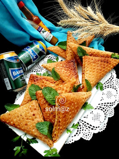 عکسی از دستور سمبوسه گوشت و قارچ solm@z