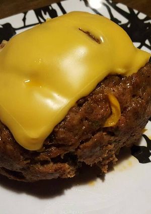 A picture of Meatloaf the old fashioned way.