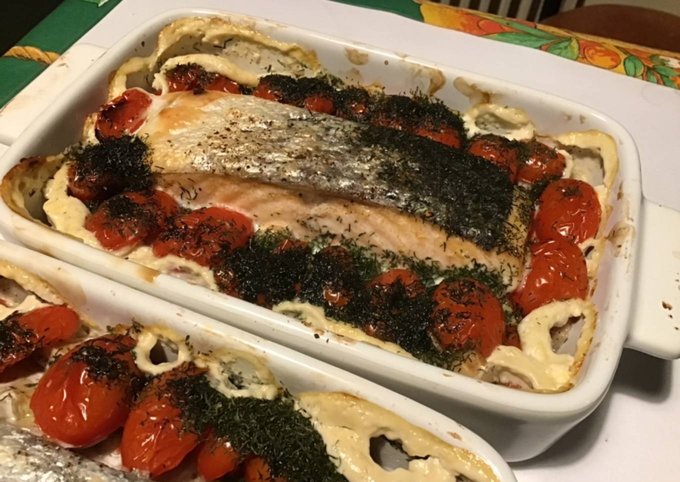 Pavés de saumon sauvage au lait de coco,champignons,tomates cerises,oignon et aneth