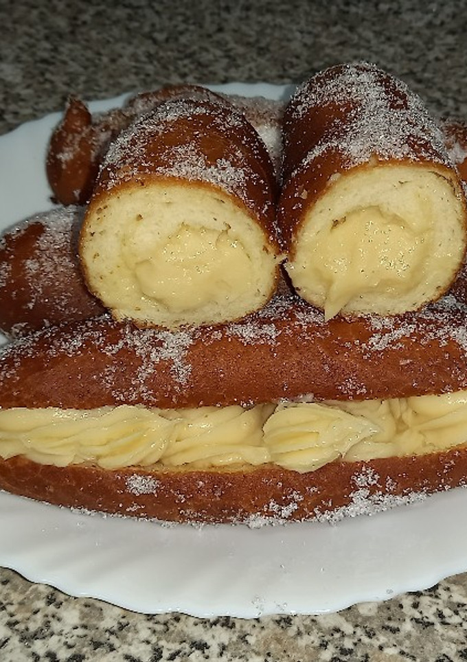 Una foto de Xuxos o pepitos de crema Sin Gluten
