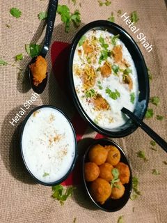 दही फुल्की(dahi fulki recipe in hindi) रेसिपी मुख्य फोटो