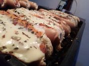 Una foto de pancho que de salchicha con queso