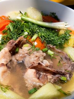 Hình của món Canh chua đầu và lòng cá lóc.