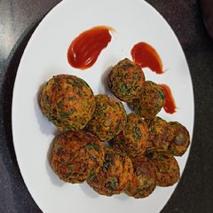 A picture of Pakoda.
