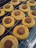 BRANDYS P3ANUT BuTTER CO0KIES*