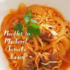 A picture of Noodles in Canned Mackerel Tomato Sauce.