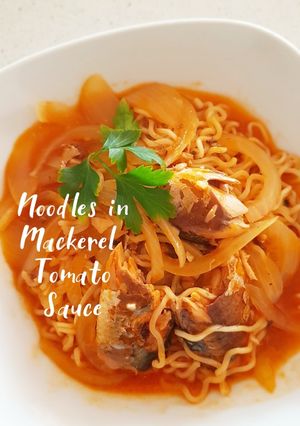 A picture of Noodles in Canned Mackerel Tomato Sauce.