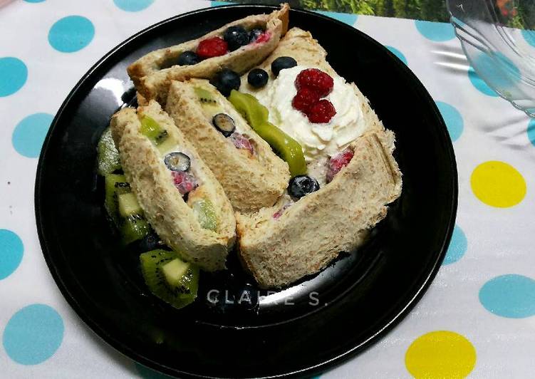 Recipe of Ultimate Mixed Fruit Whipped Cream Pocket Sandwich