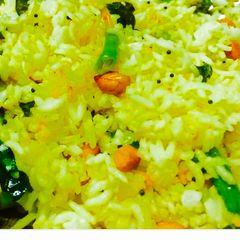 A picture of Raw Mango Rice.