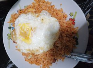 Gambar Nasi goreng merah simple