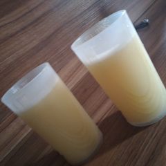 Pineapple and ginger juice A picture of Pineapple and ginger juice.