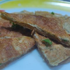A picture of Egg Lachha Paratha.