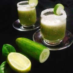 A picture of Diet Cucumber Drink.