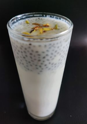 A picture of Ice apple shake.